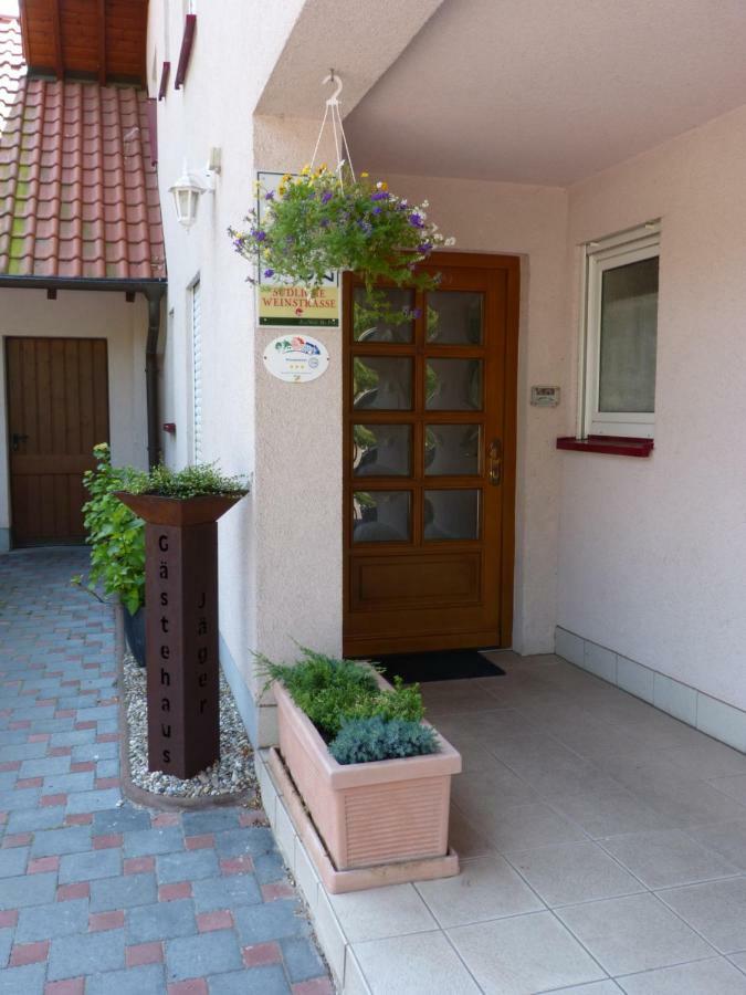 Gaestehaus Moni Jaeger Weyher Exterior foto